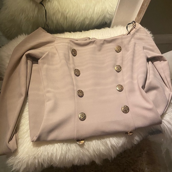 New - Picture 3 of 4